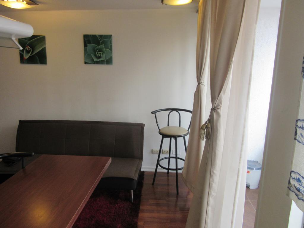 Departamento Paseo Bulnes Metro La Moneda Apartment Сантяго Екстериор снимка