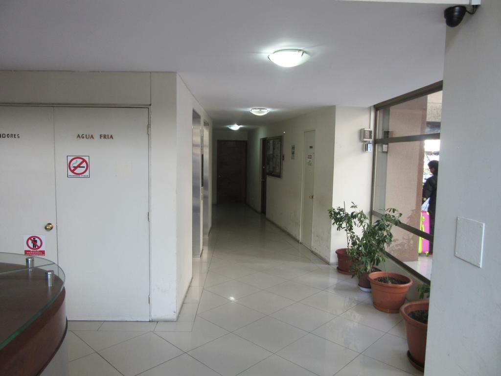 Departamento Paseo Bulnes Metro La Moneda Apartment Сантяго Екстериор снимка
